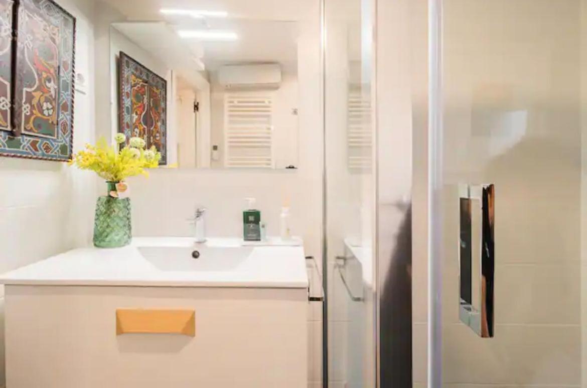 Central Monkey Apartment - Grupo Rh Santander Buitenkant foto